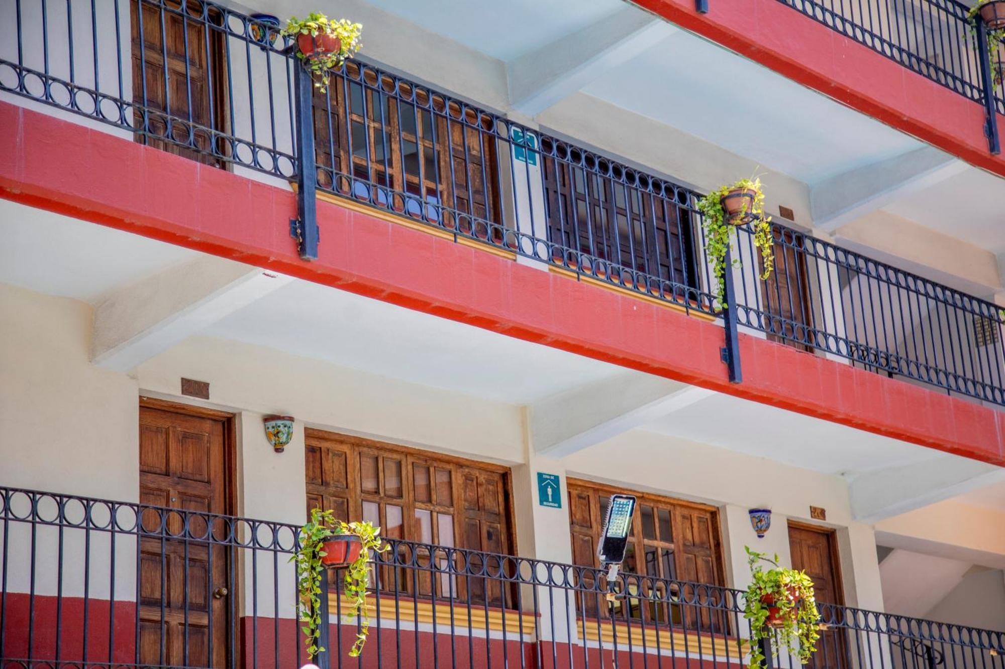 Hotel Hacienda Maria Eugenia أكابولكو المظهر الخارجي الصورة